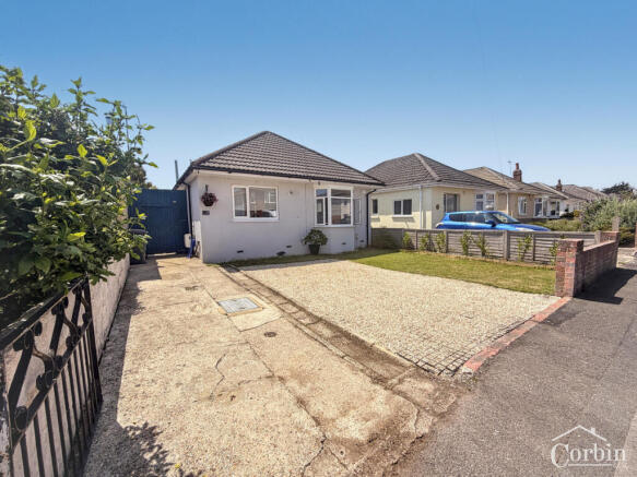 2 bed property, in Heaton Road, £310,000