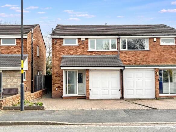 3 bed property, in Freeman Drive, £315,000