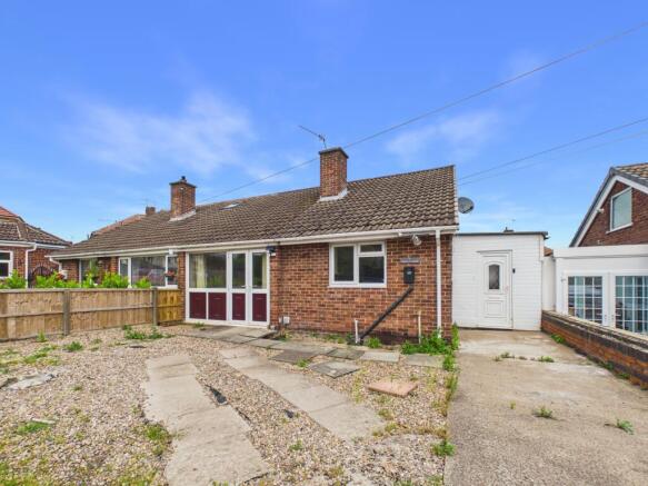 2 bed property, in Spring Gardens, £185,000