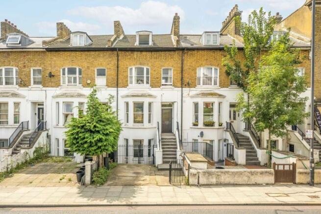 5 bed property, in Trinity Road, £1,050,000