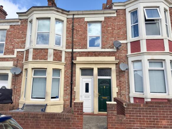 2 bed property, in Inskip Terrace, £78,000