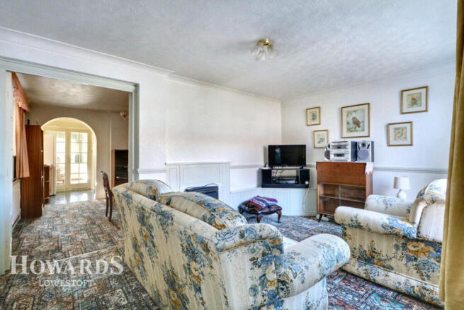 4 bed property, in Blackheath Road, £240,000