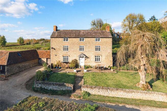 6 bed property, in Caynham, £1,500,000
