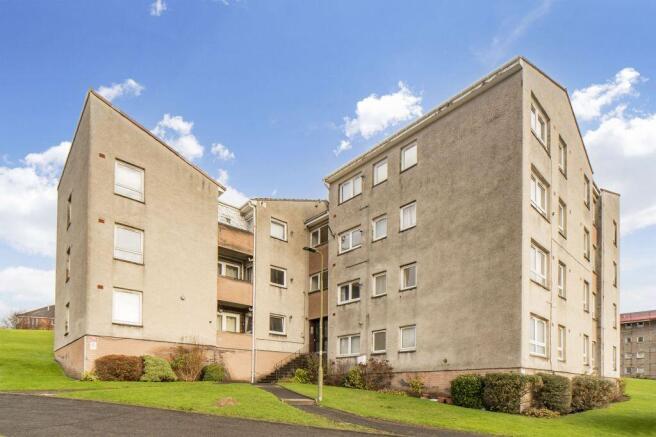 3 bed property, in 62/14 North Gyle Loan, £170,000