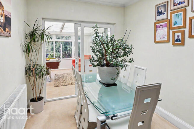 4 bed property, in Bawdsey Avenue, £700,000