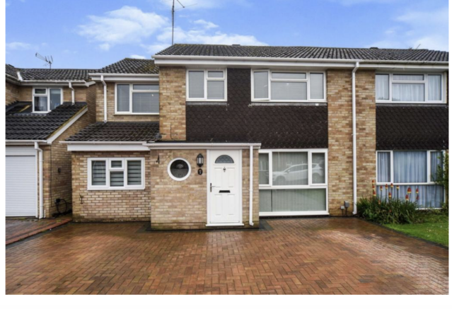 4 bed property, in Ward Close, £625,000