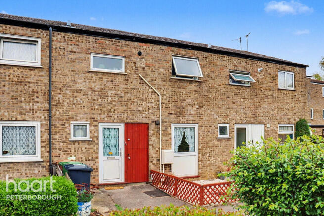 3 bed property, in Watergall, £180,000