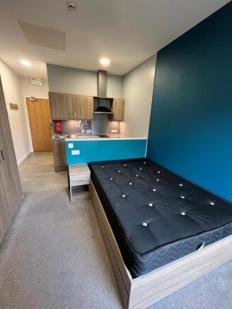 1 bed property, in Allen Street, £40,000