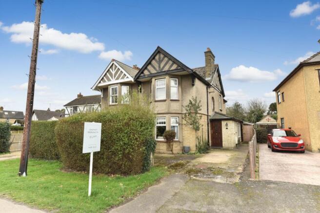 3 bed property, in Ramsey Road, £440,000