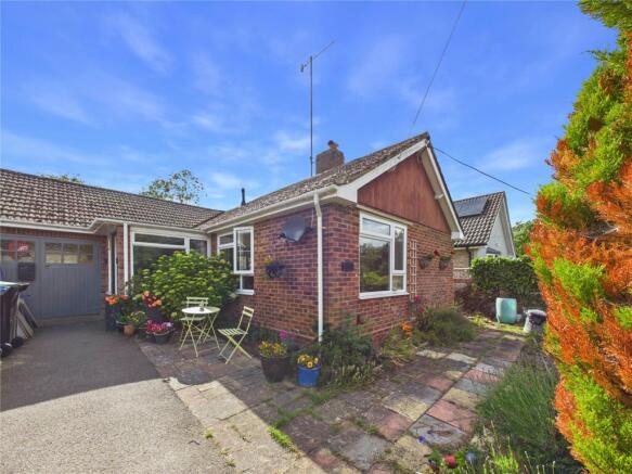 3 bed property, in School Lane, £295,000