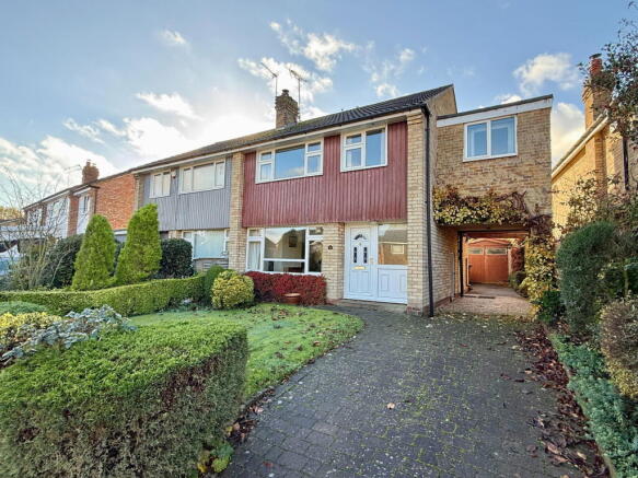 4 bed property, in Spofforth, £350,000
