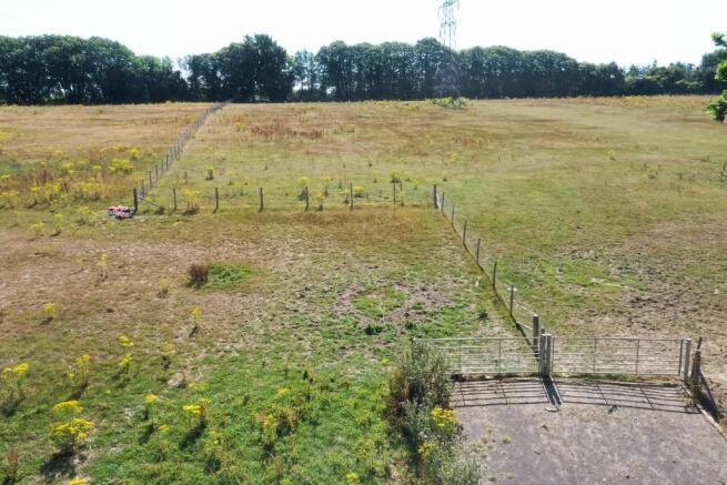 Land, in Maidstone Road, £6,000