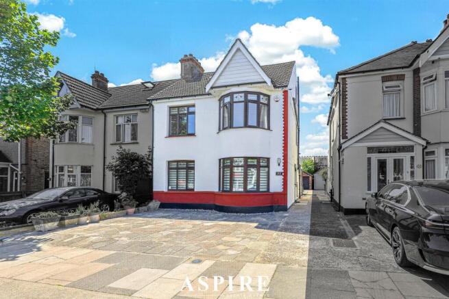 6 bed property, in Kensington Road, £600,000