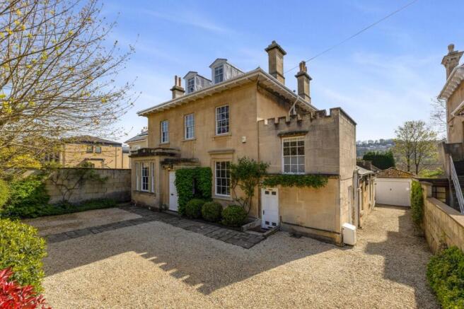 5 bed property, in Oldfield Road, £2,750,000