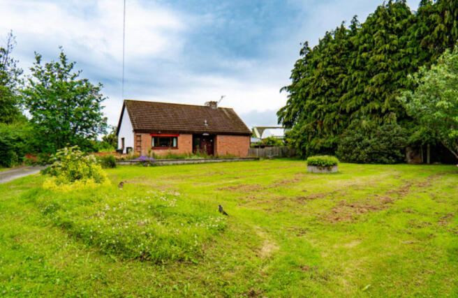 3 bed property, in Mill Street, £240,000