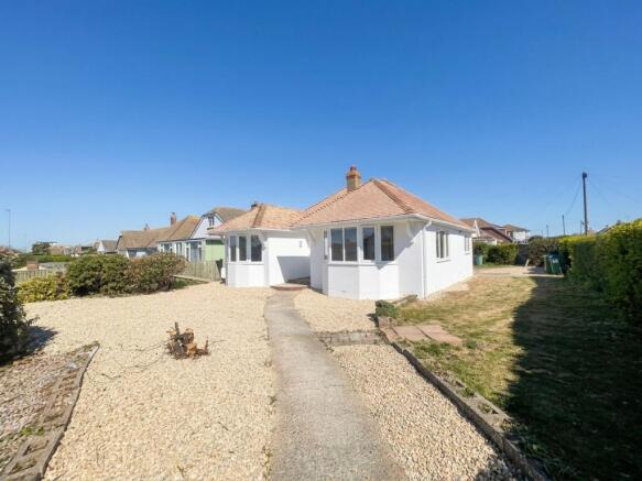 2 bed property, in South Coast Road, £365,000