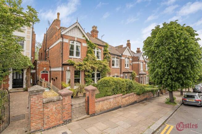 4 bed property, in Wolseley Road, £2,500,000