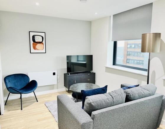 1 bed property, in Apartment 402 48 Seymour Grove, £190,000
