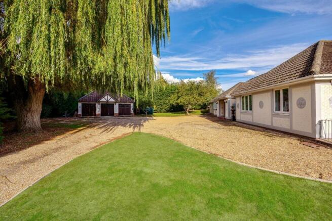 5 bed property, in Thurlow Road, £780,000