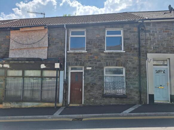 Land, in 51 High Street, £37,000