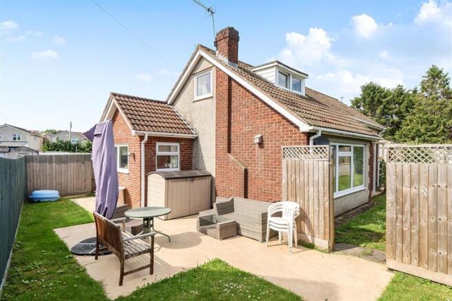 2 bed property, in Lovell Avenue, £350,000