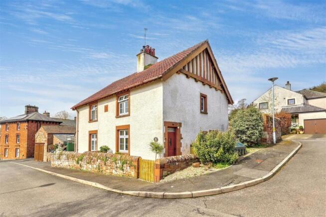 2 bed property, in Kirkoswald, £295,000