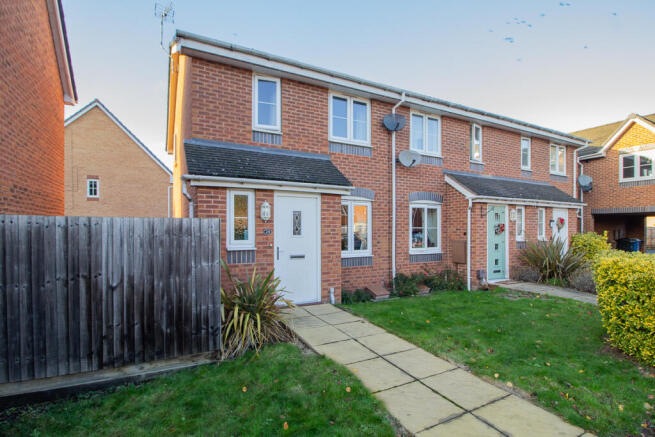 3 bed property, in Panama Circle, £190,000
