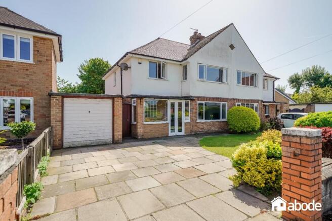 3 bed property, in Tyrers Close, £375,000