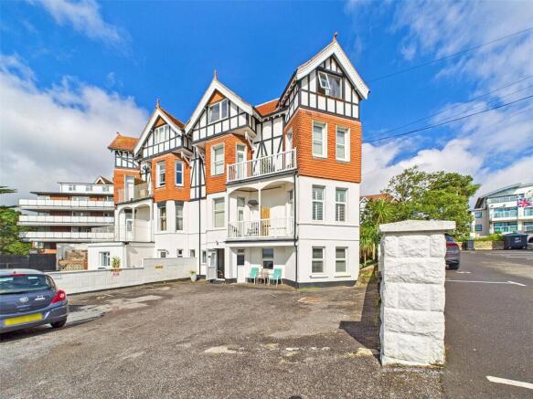 2 bed property, in Boscombe Spa Road, £275,000