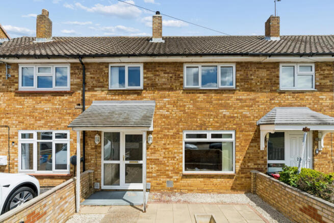 3 bed property, in Kymswell Road, £300,000
