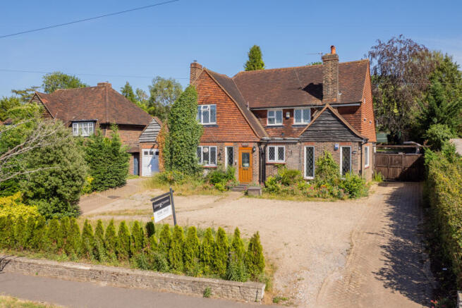 4 bed property, in Ruden Way, £1,200,000
