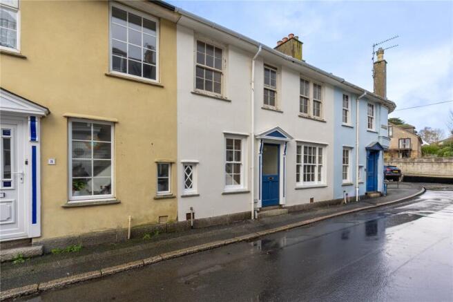 3 bed property, in Rose Terrace, £215,000
