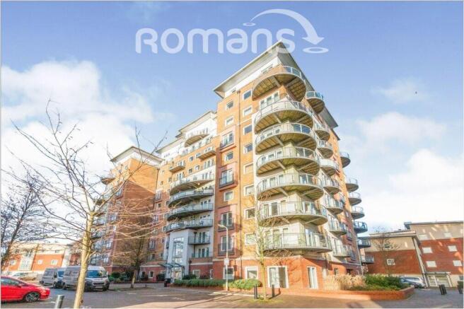 2 bed property, in Winterthur Way, £155,000