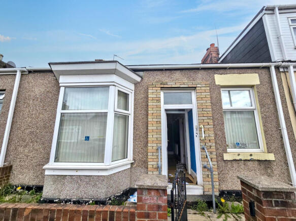 2 bed property, in John Candlish Road, £70,000
