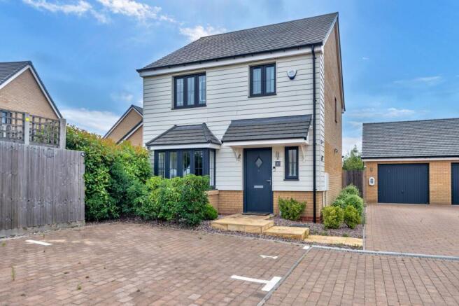 3 bed property, in Hares Run, £375,000