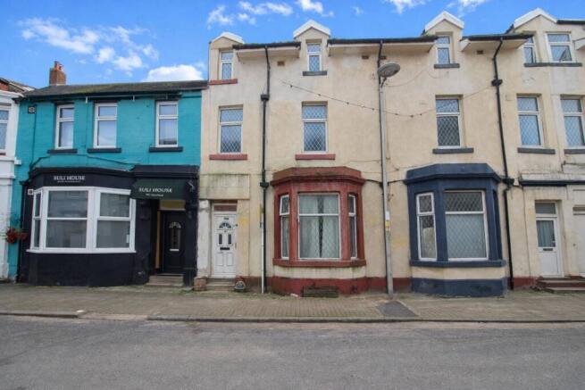 Land, in 17 Bairstow Street, £35,000
