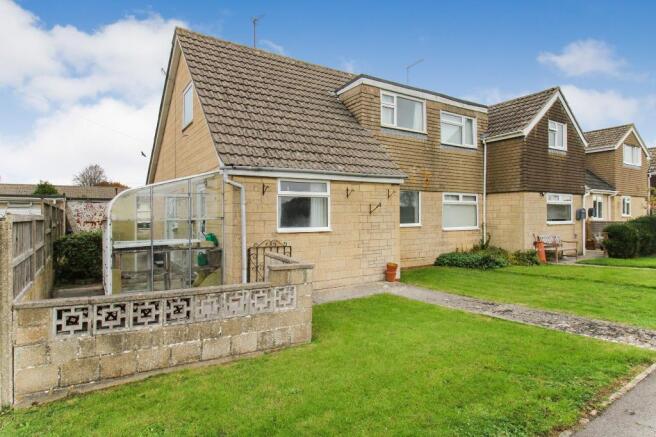 4 bed property, in The Ridings, £280,000