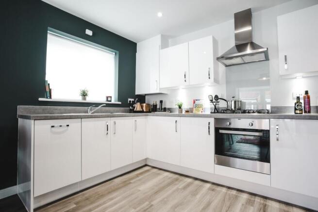 2 bed property, in Liberty Lane, £150,000