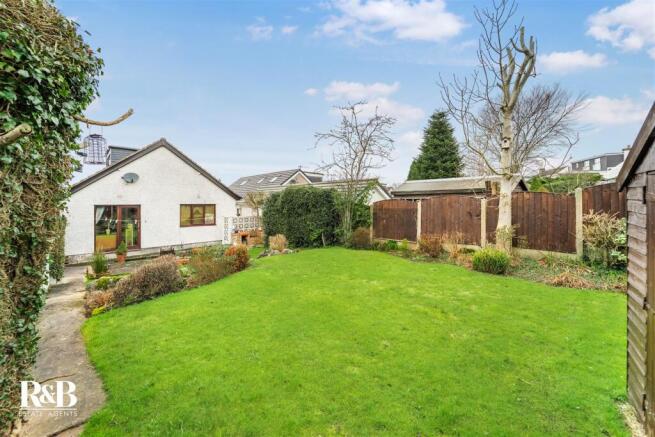 3 bed property, in 15 Bay View Crescent, £335,000