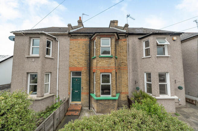 3 bed property, in Standard Road, £425,000