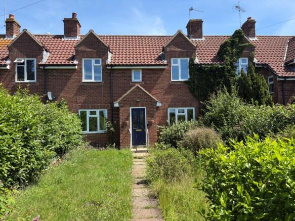 3 bed property, in 4 Swaffham Road, £80,000