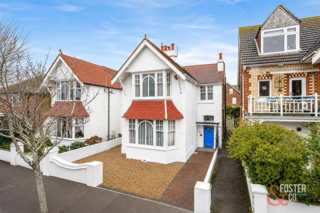 4 bed property, in Langdale Road, £1,300,000