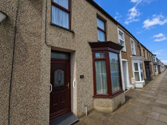 3 bed property, in New Street, £189,900