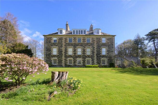 10 bed property, in Renton House, £985,000