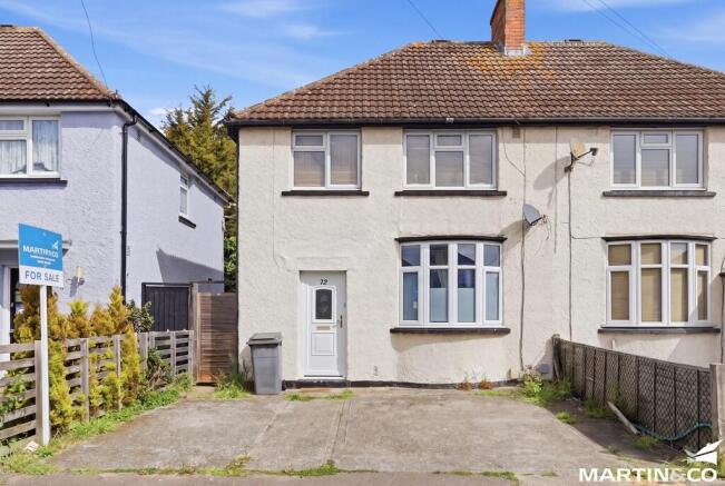 3 bed property, in Springfield Park Avenue, £325,000
