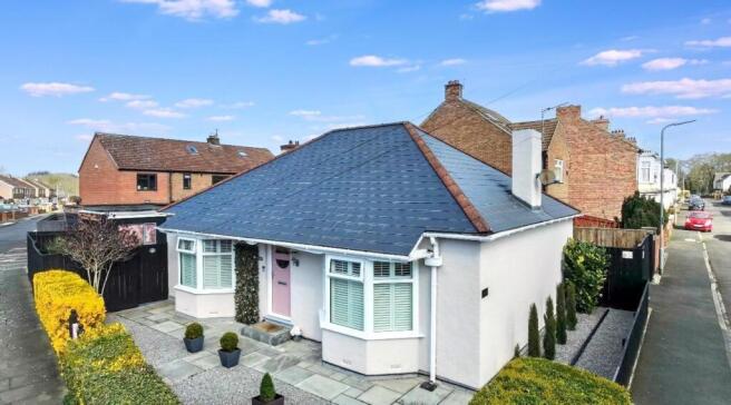 3 bed property, in Linden Avenue, £300,000