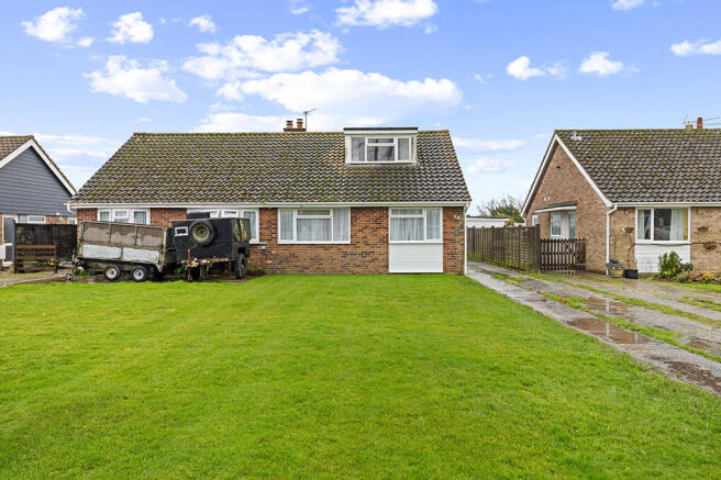 3 bed property, in Abbottsbury, £370,000