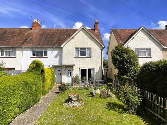 2 bed property, in Addison Terrace, £210,000