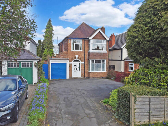 3 bed property, in Hinckley Road, £325,000