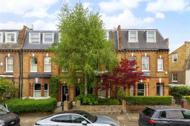 3 bed property, in Soudan Road, £2,950,000